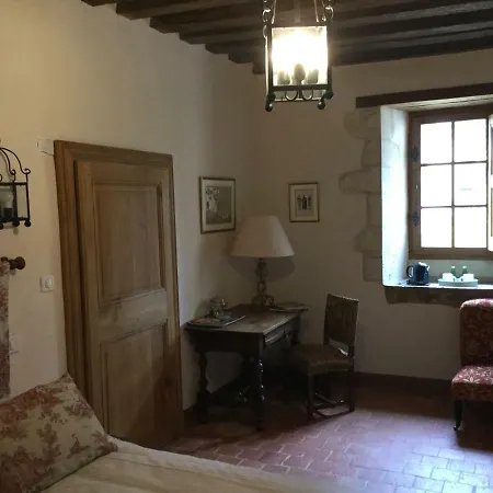 Logis De La Helberdiere Cosse-en-Champagne